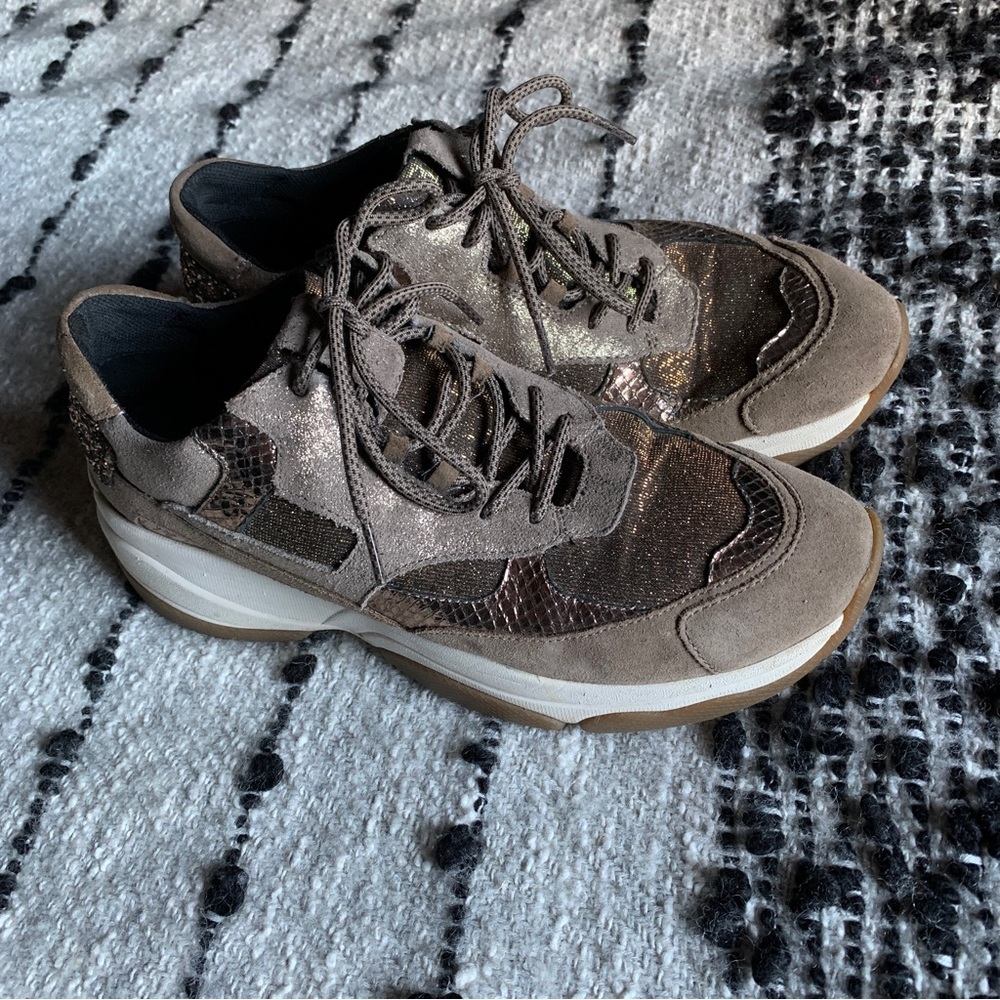 GEOX RESPIRA Italian Sneakers bronze iridescent snake sparkle platform 40 9.5 10